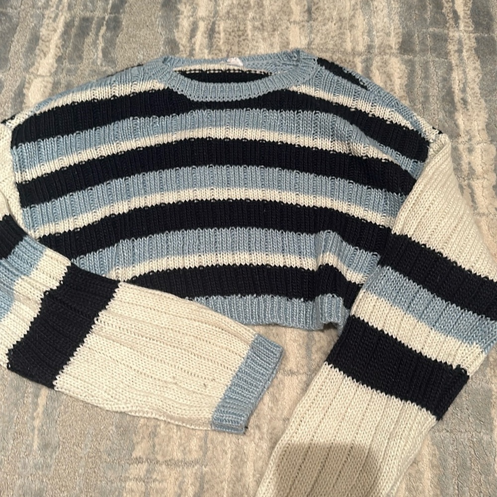 Cropped sweater from garage